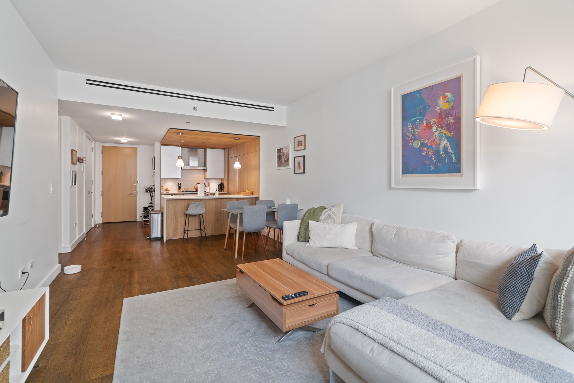 211 E 13th Street 2-J