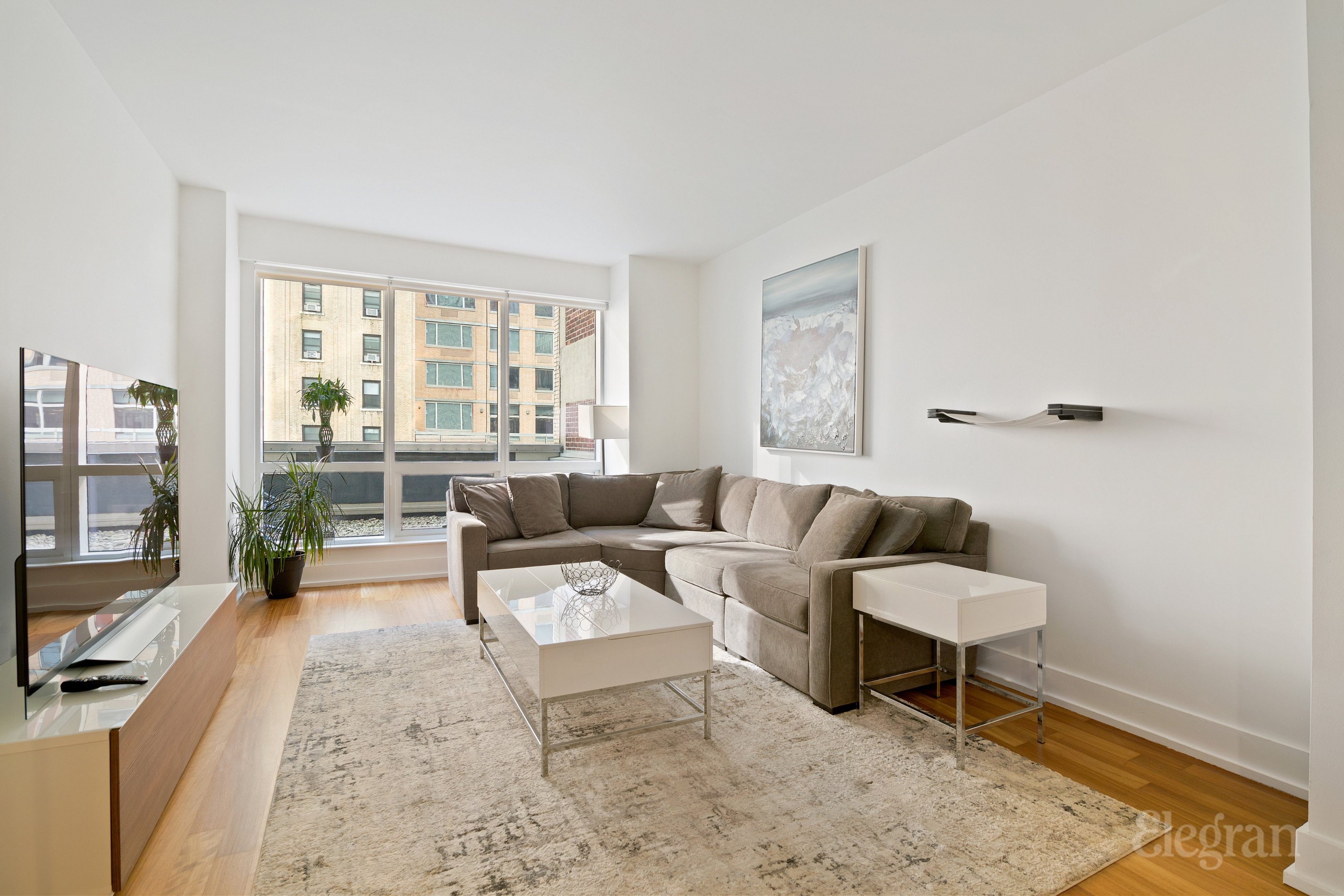 350 W 42nd Street 4-E