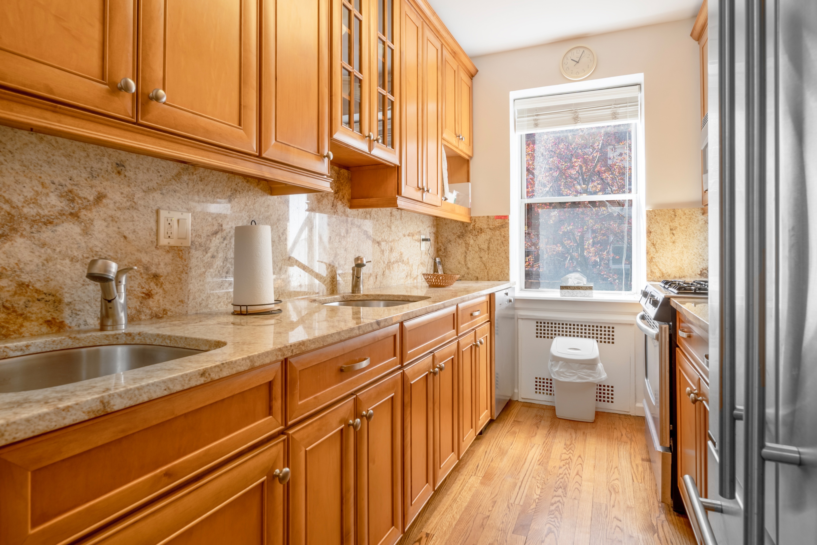 920 E 17TH Street 216