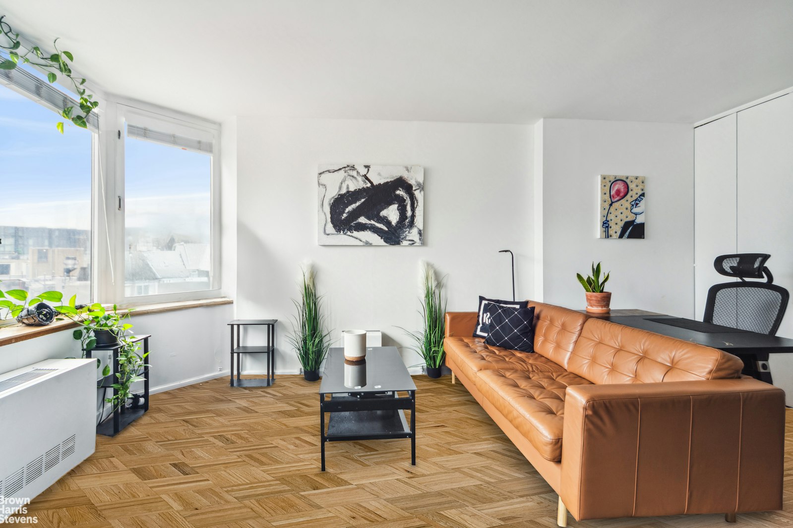 500 W 43RD Street 8H