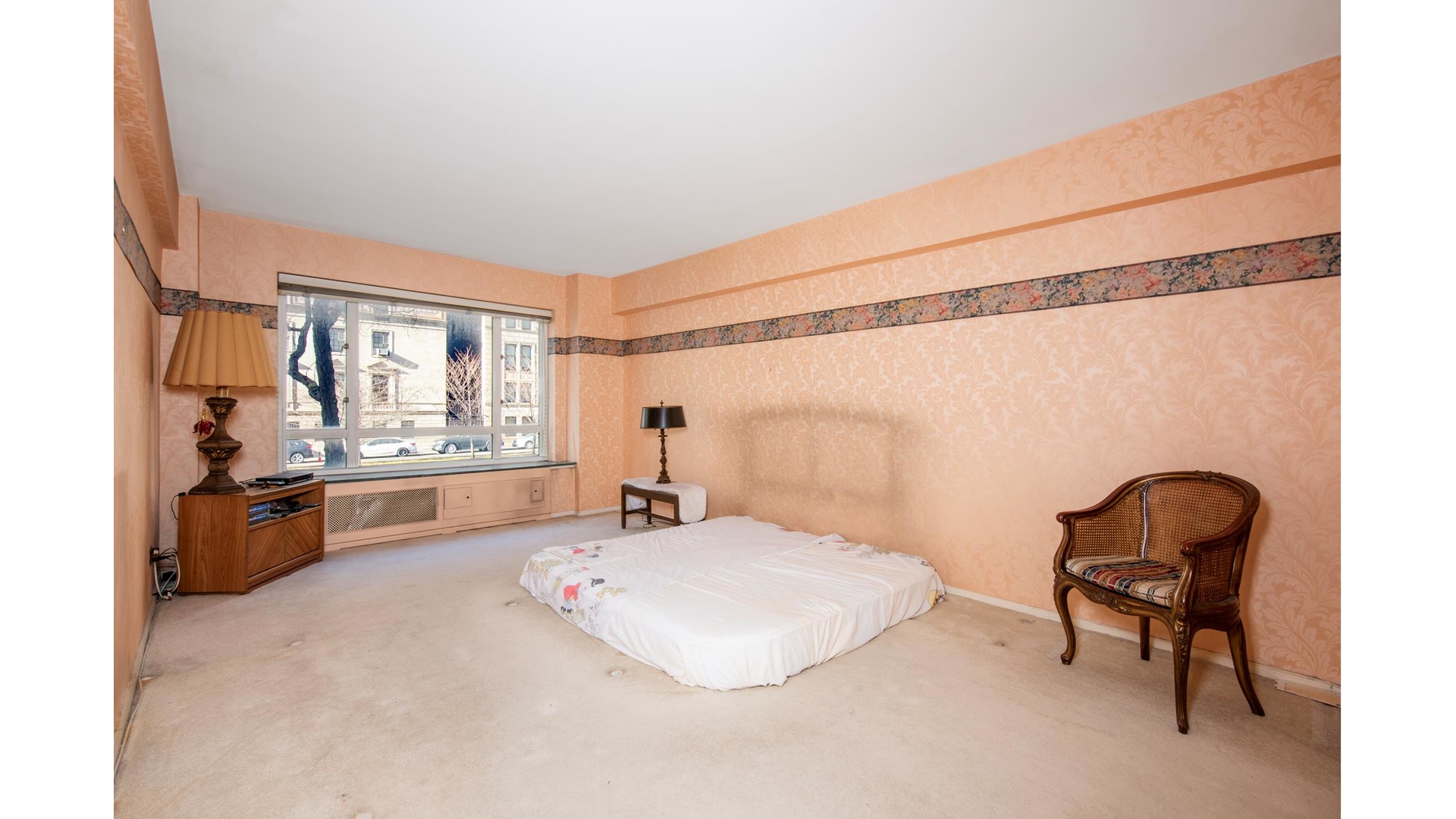 799 PARK Avenue 2B