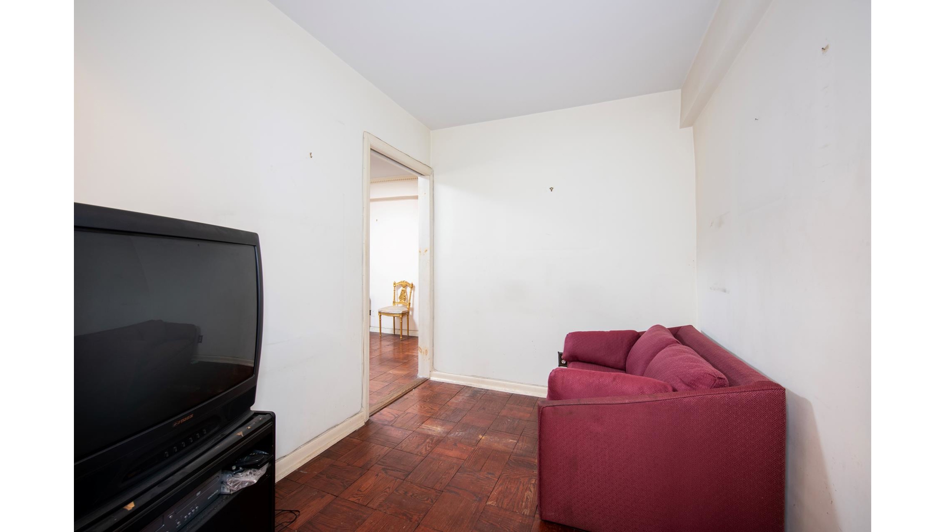 799 PARK Avenue 2B