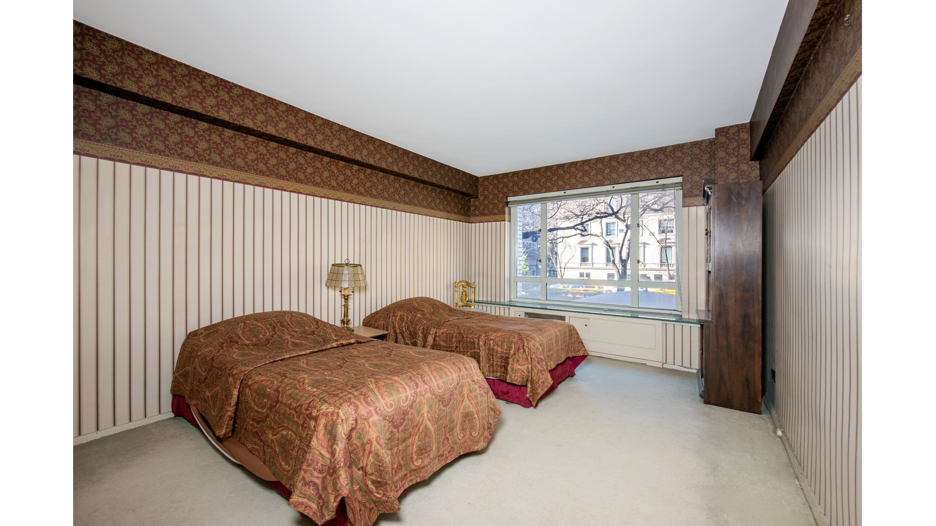 799 PARK Avenue 2B