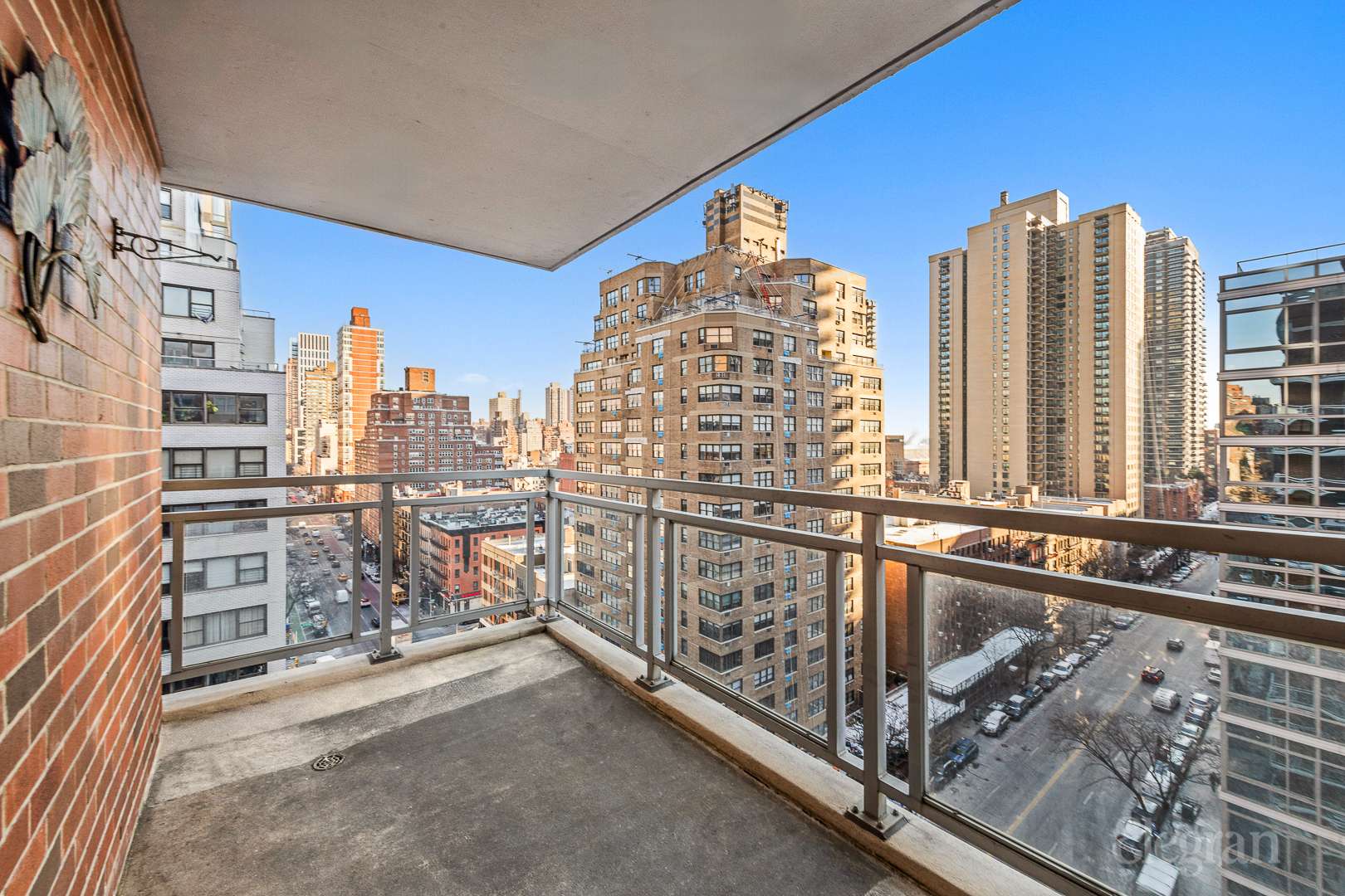 360 E 72nd Street A-1410