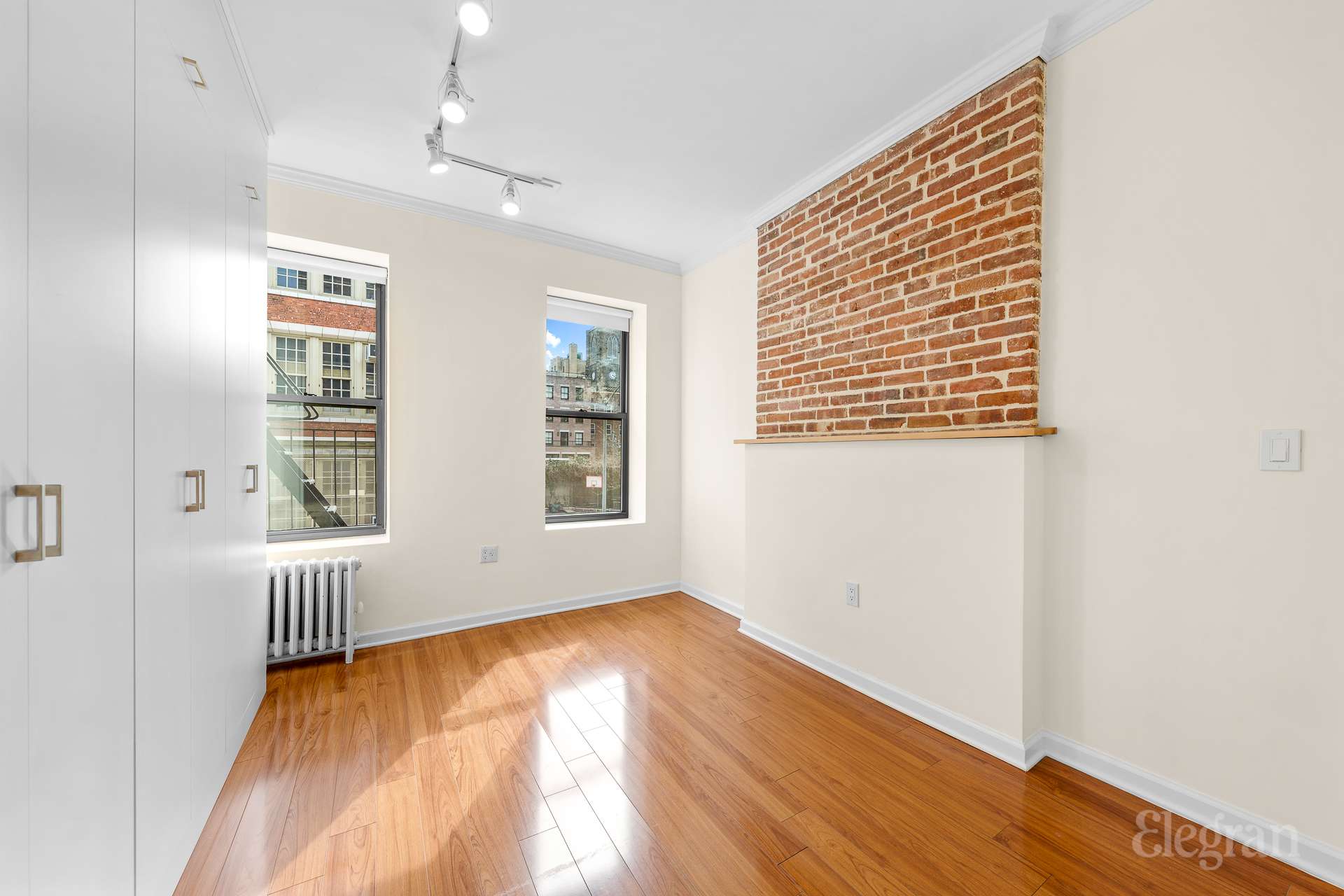 325 W 21st Street 6