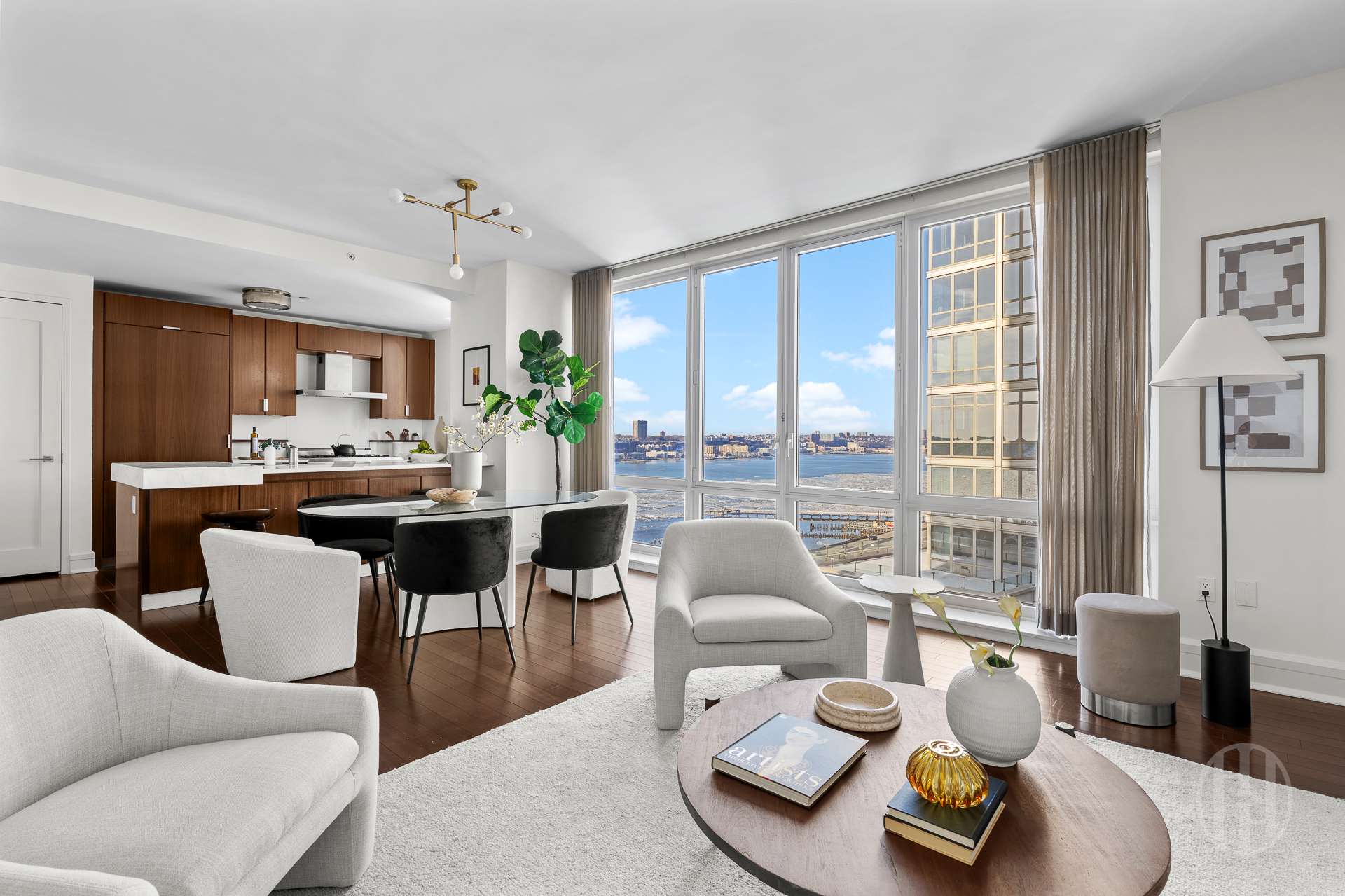 60 Riverside Boulevard 1902