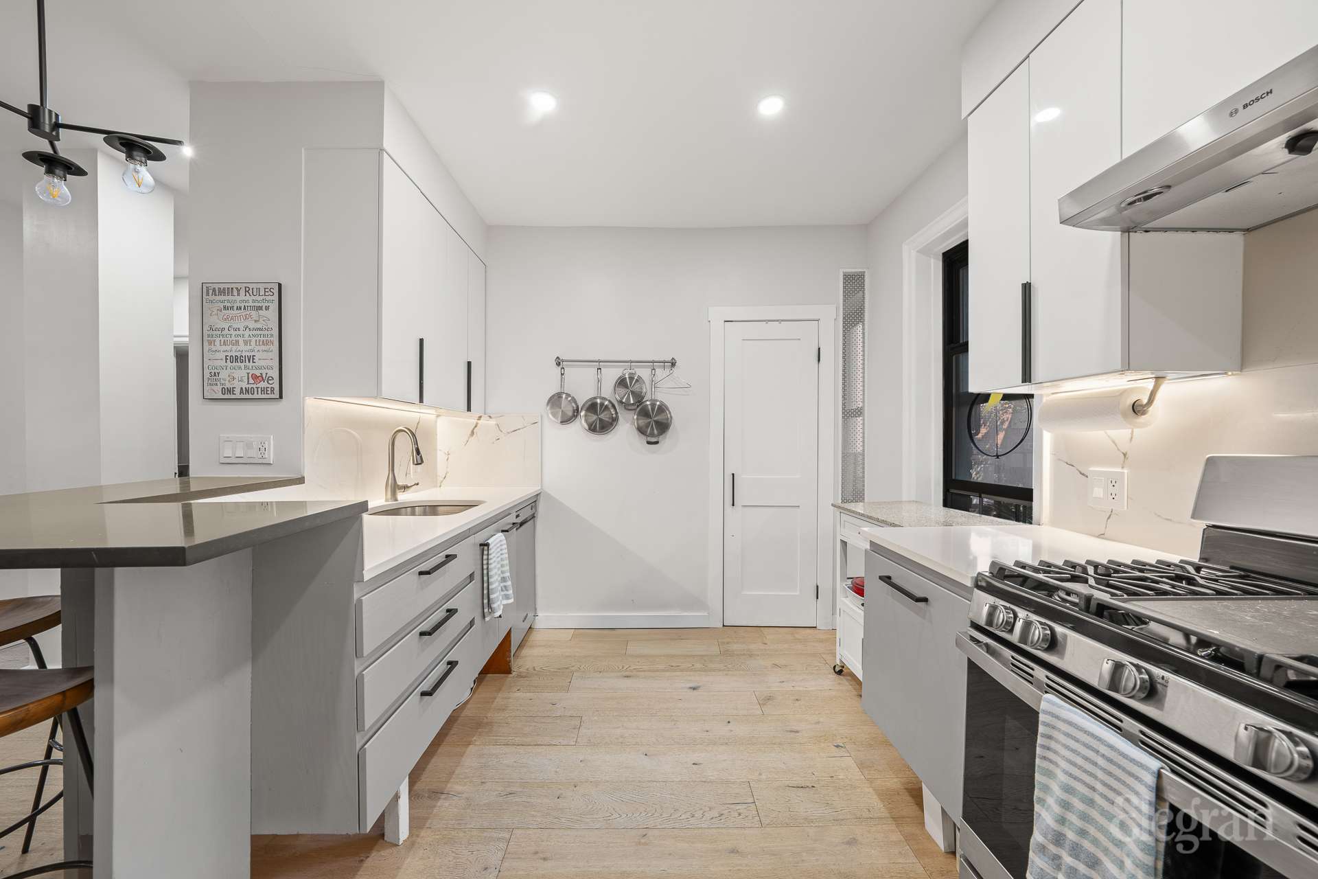 504 Grand Street F23