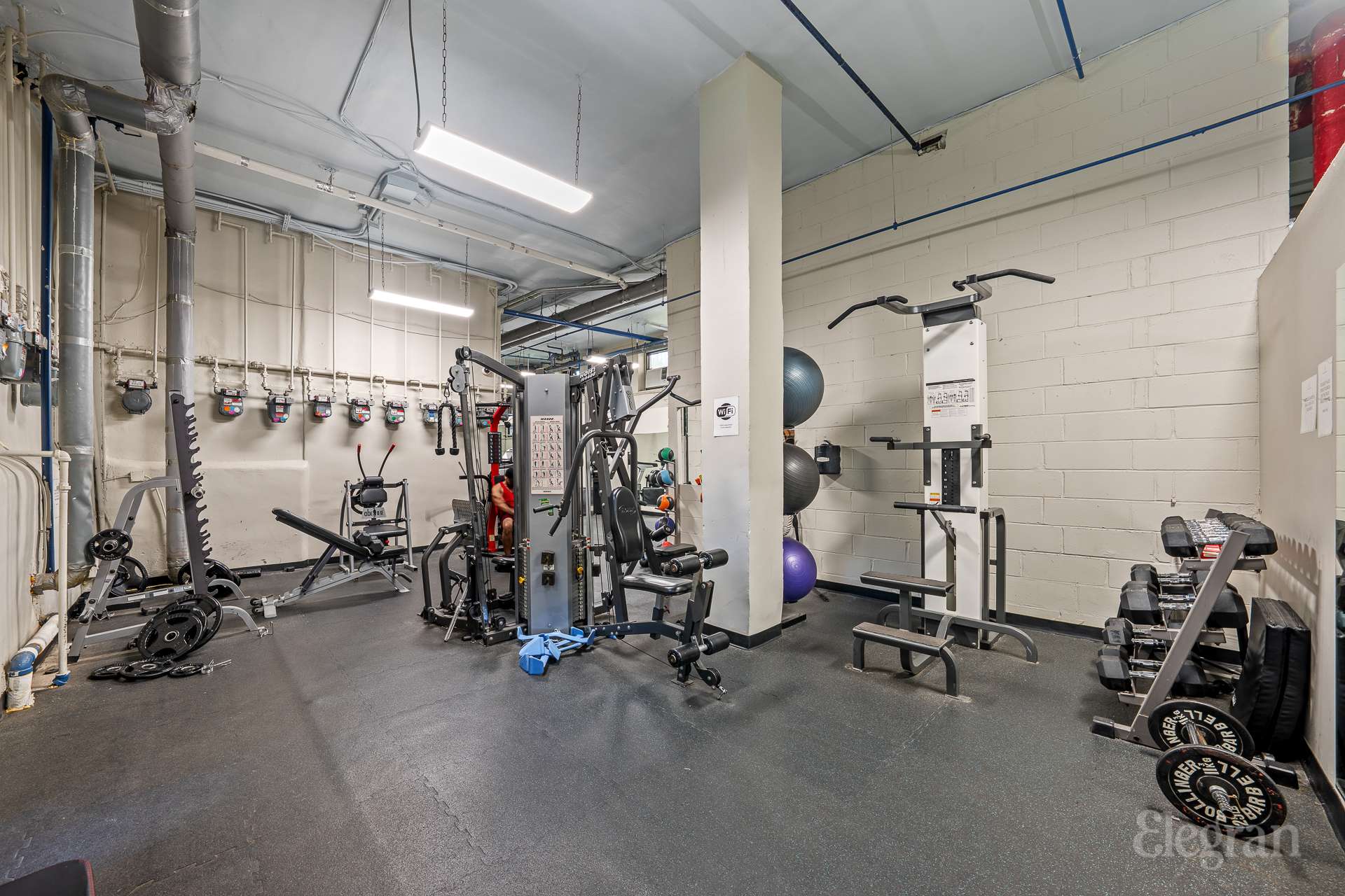 504 Grand Street F23