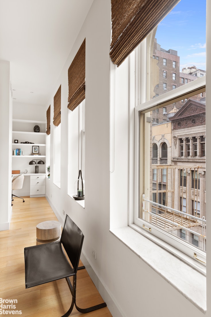 7 E 17TH Street PHS