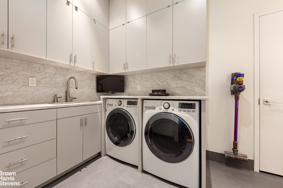 7 E 17TH Street PHS