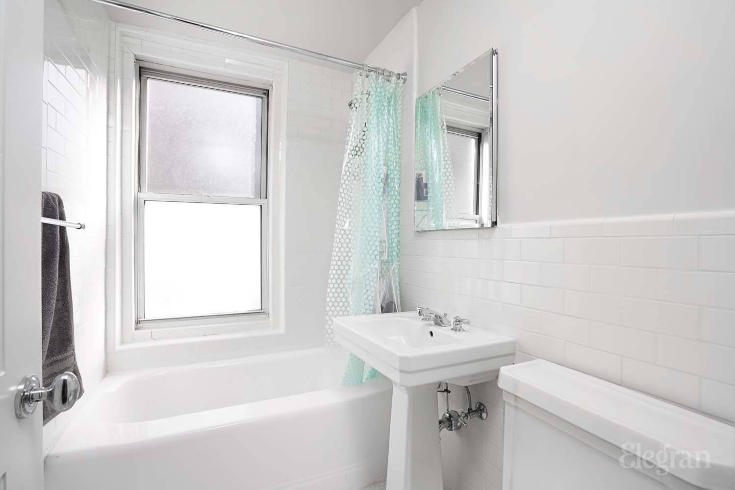 325 W 45th Street 701