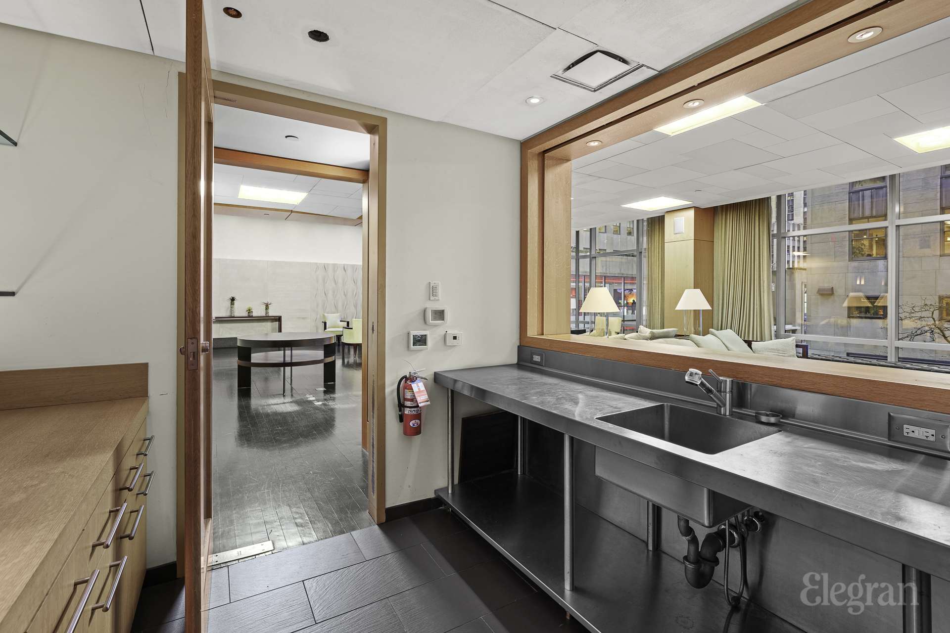 18 W 48th Street PHD