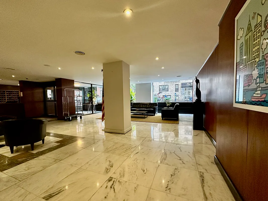 201 E 28th Street 14-S