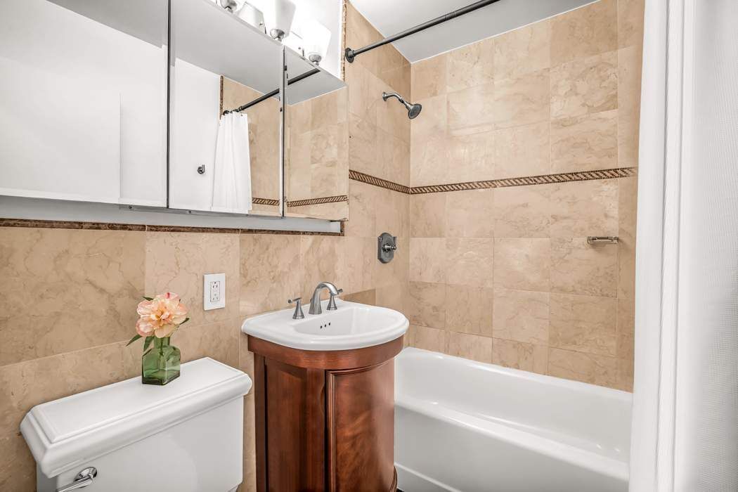 205 W End Avenue 2J