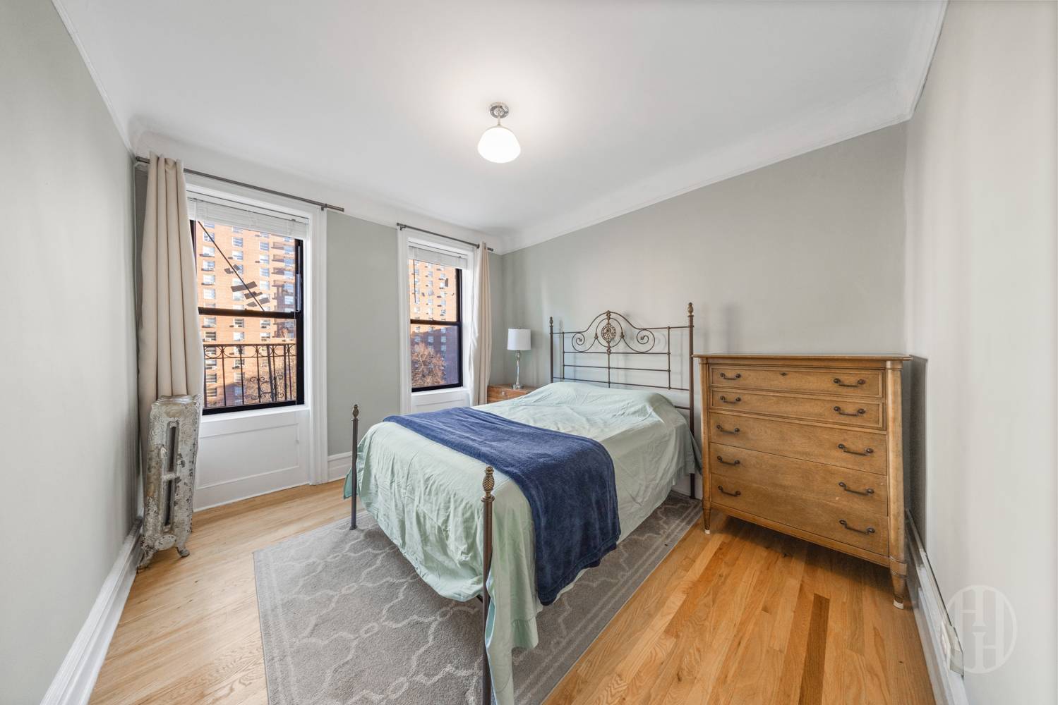 3115 Broadway 61