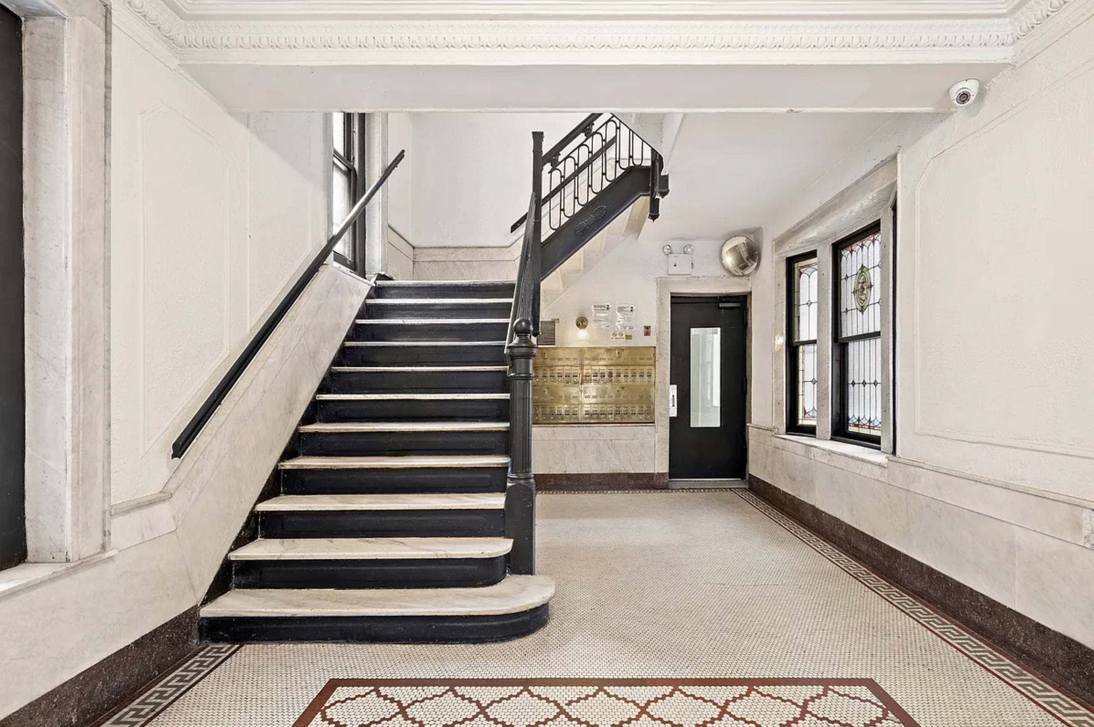 3115 Broadway 61
