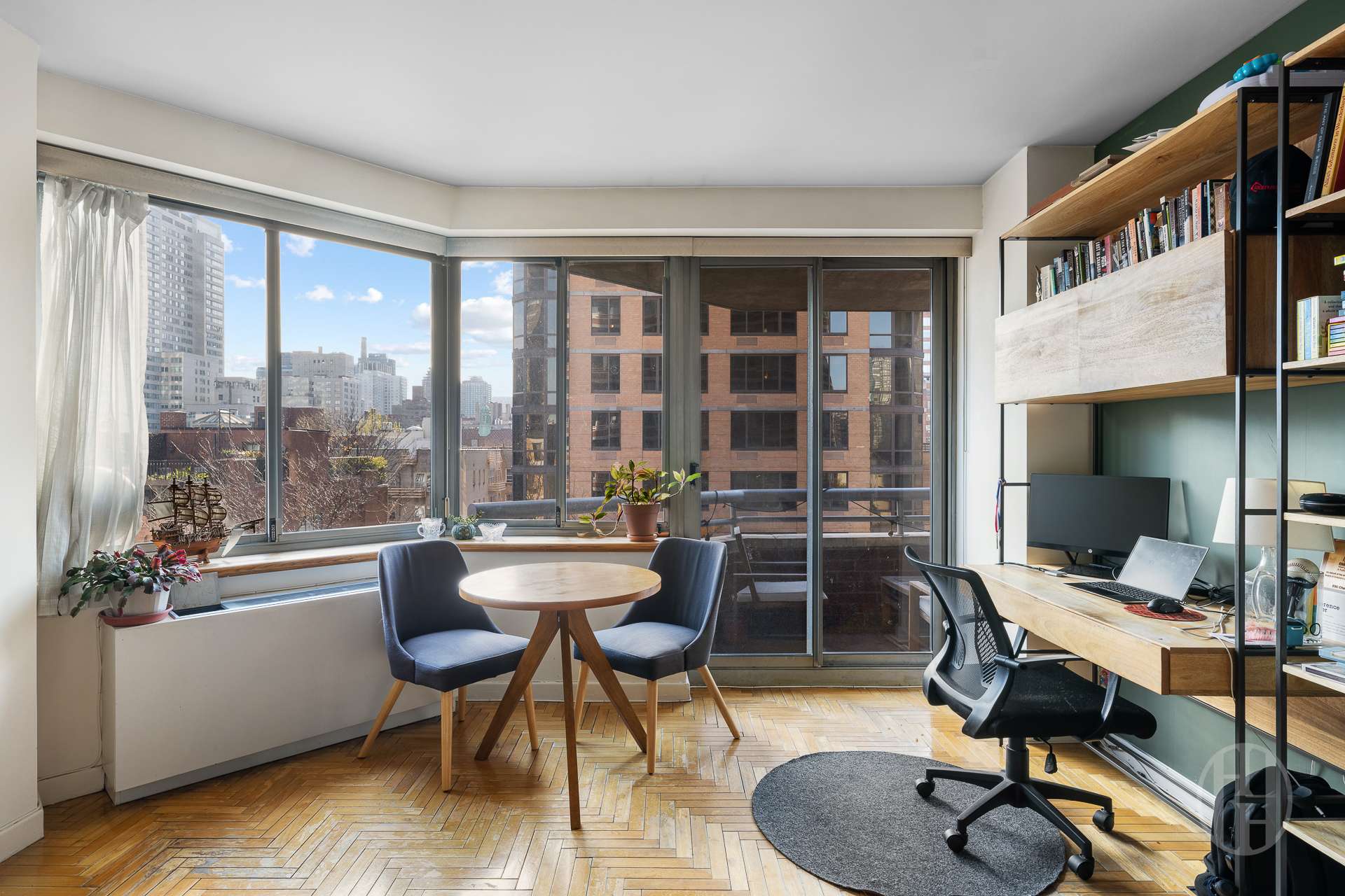 401 E 84th Street 5B