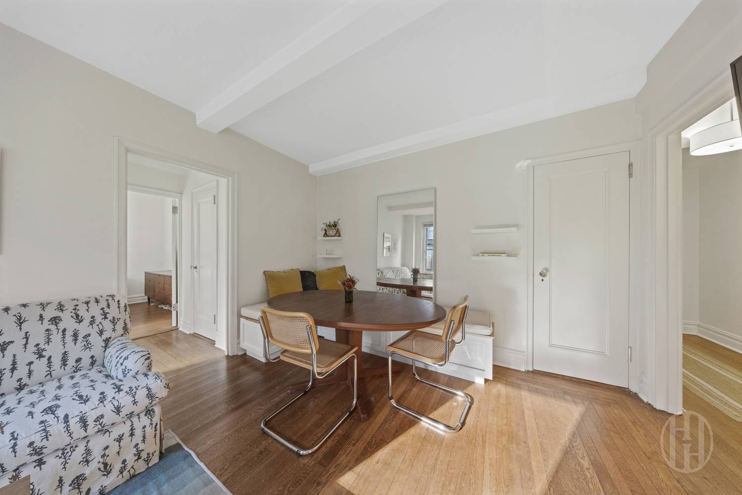 325 W 45th Street 311