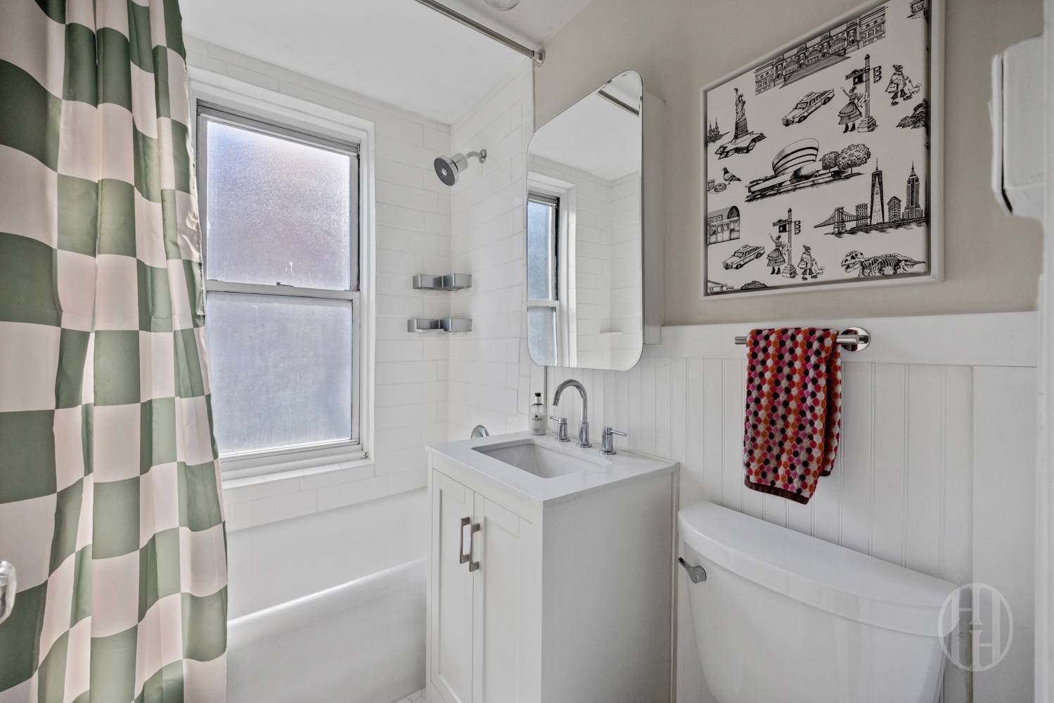 325 W 45th Street 311