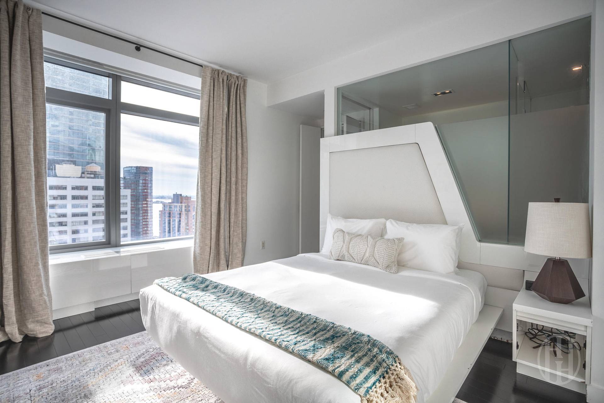 123 Washington Street 27/28/29