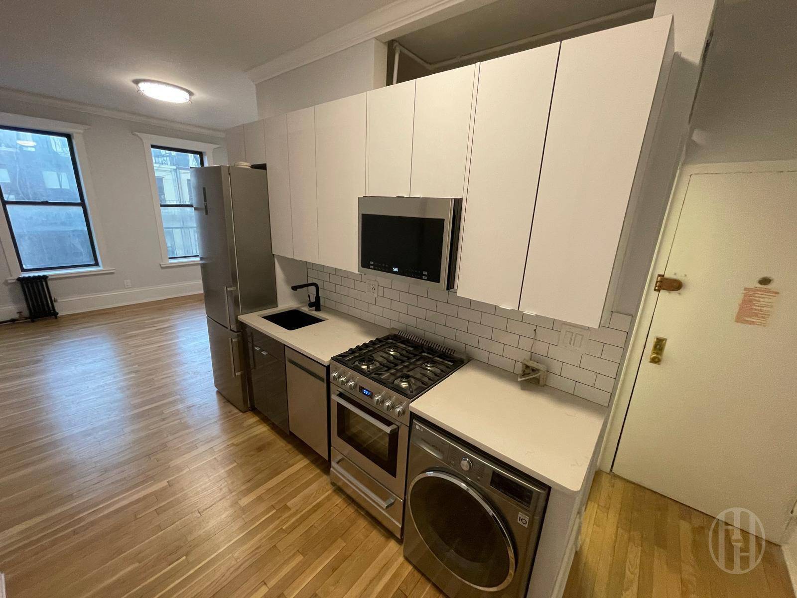 425 E 73rd Street 4RW