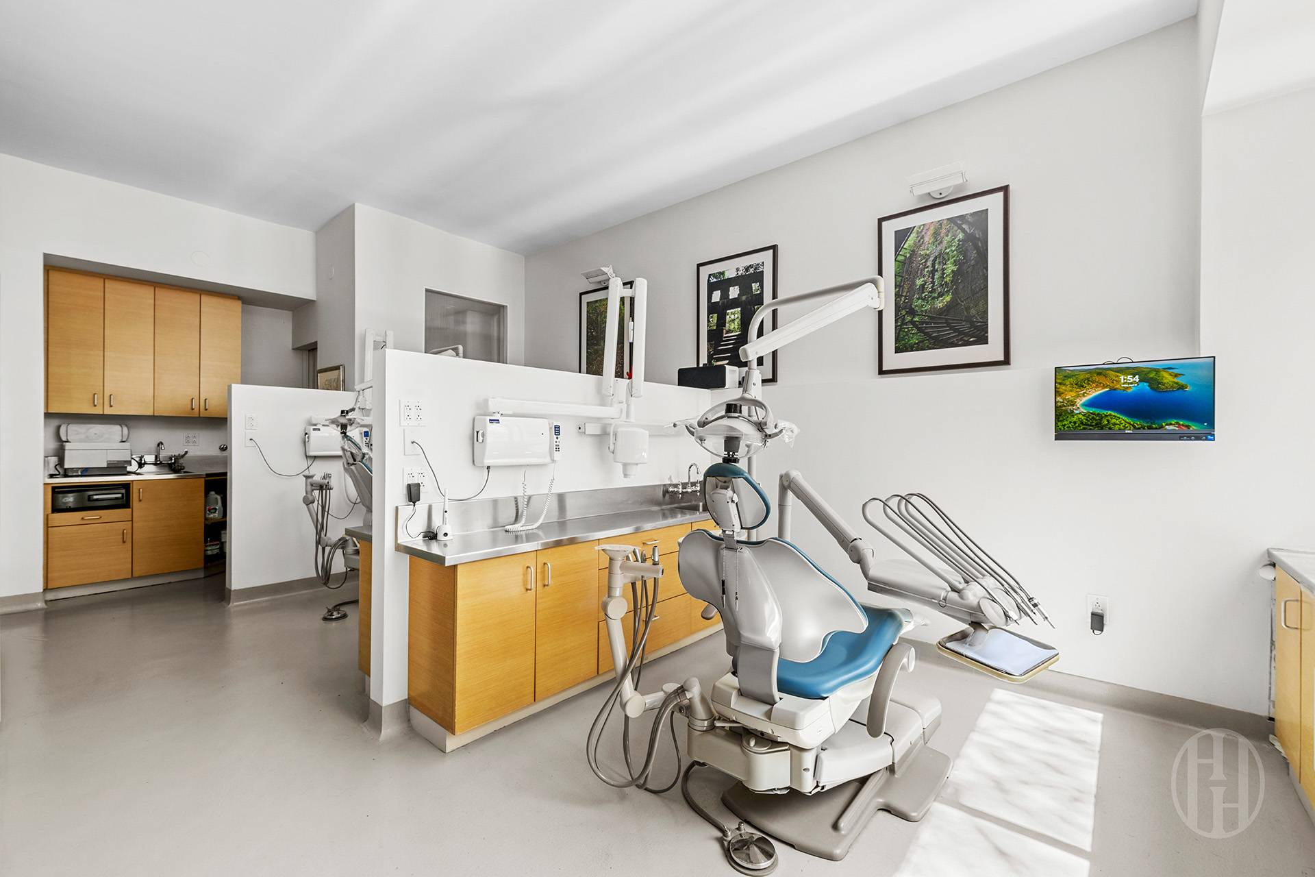 367 W 49th Street TH 1D