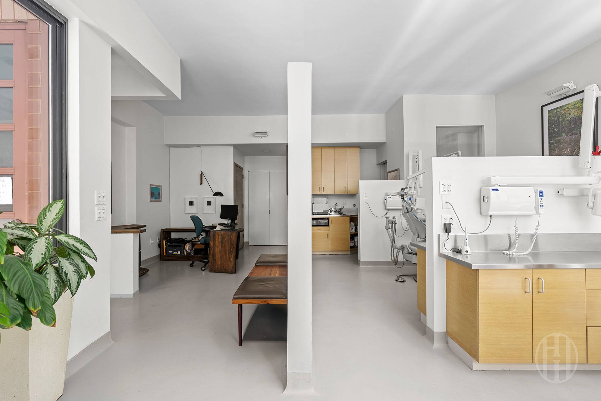 367 W 49th Street TH 1D