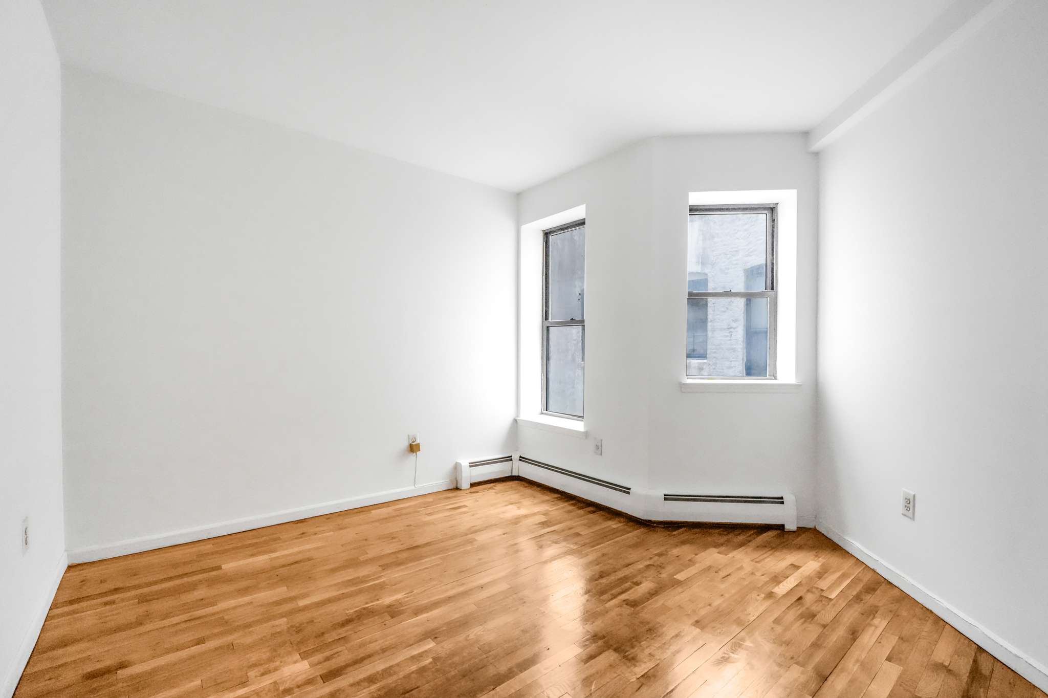 472 Bainbridge Street 1B