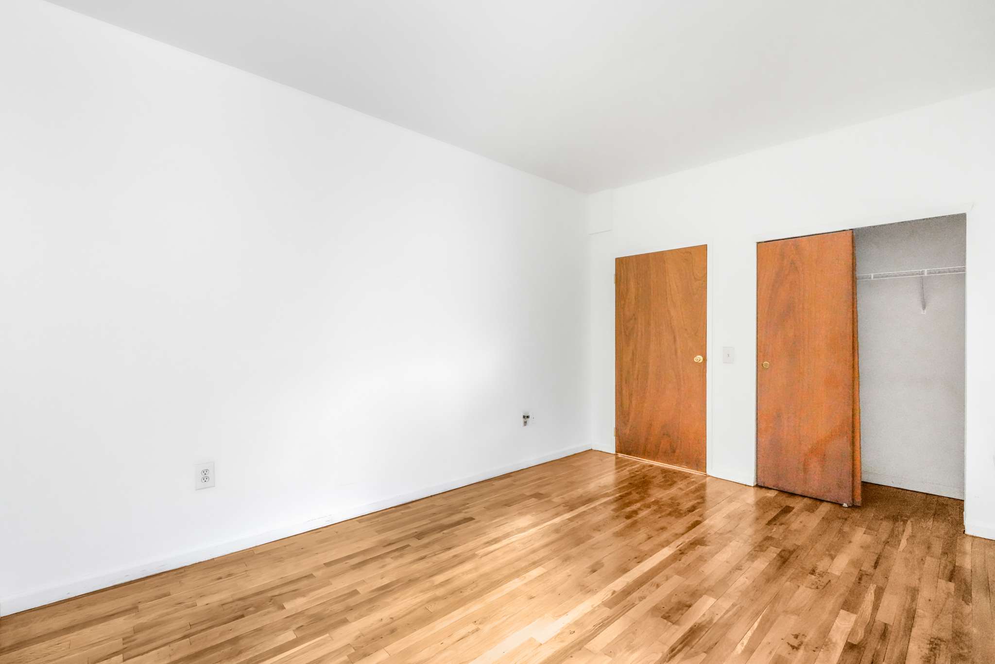 472 Bainbridge Street 1B