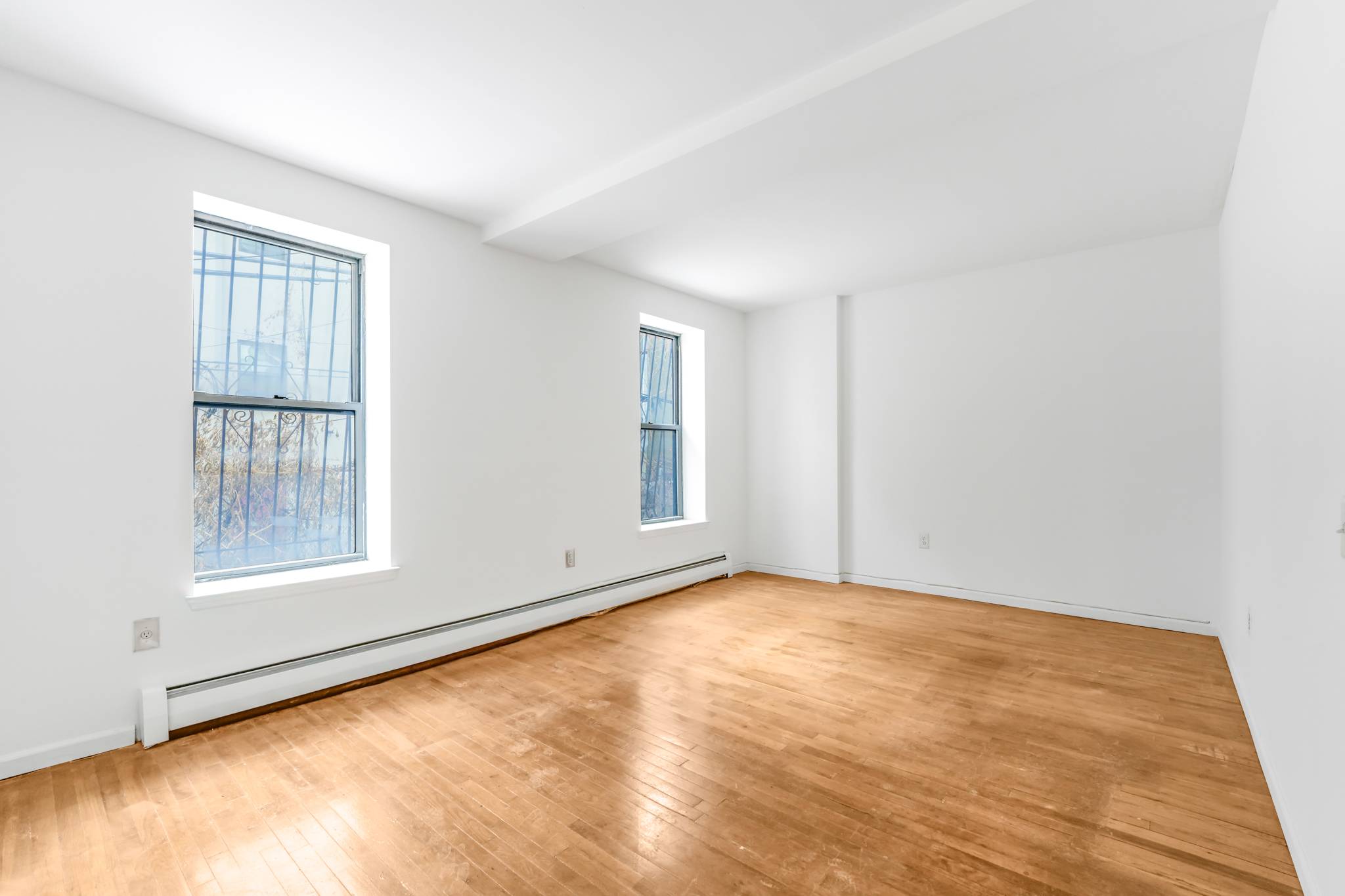 472 Bainbridge Street 1B