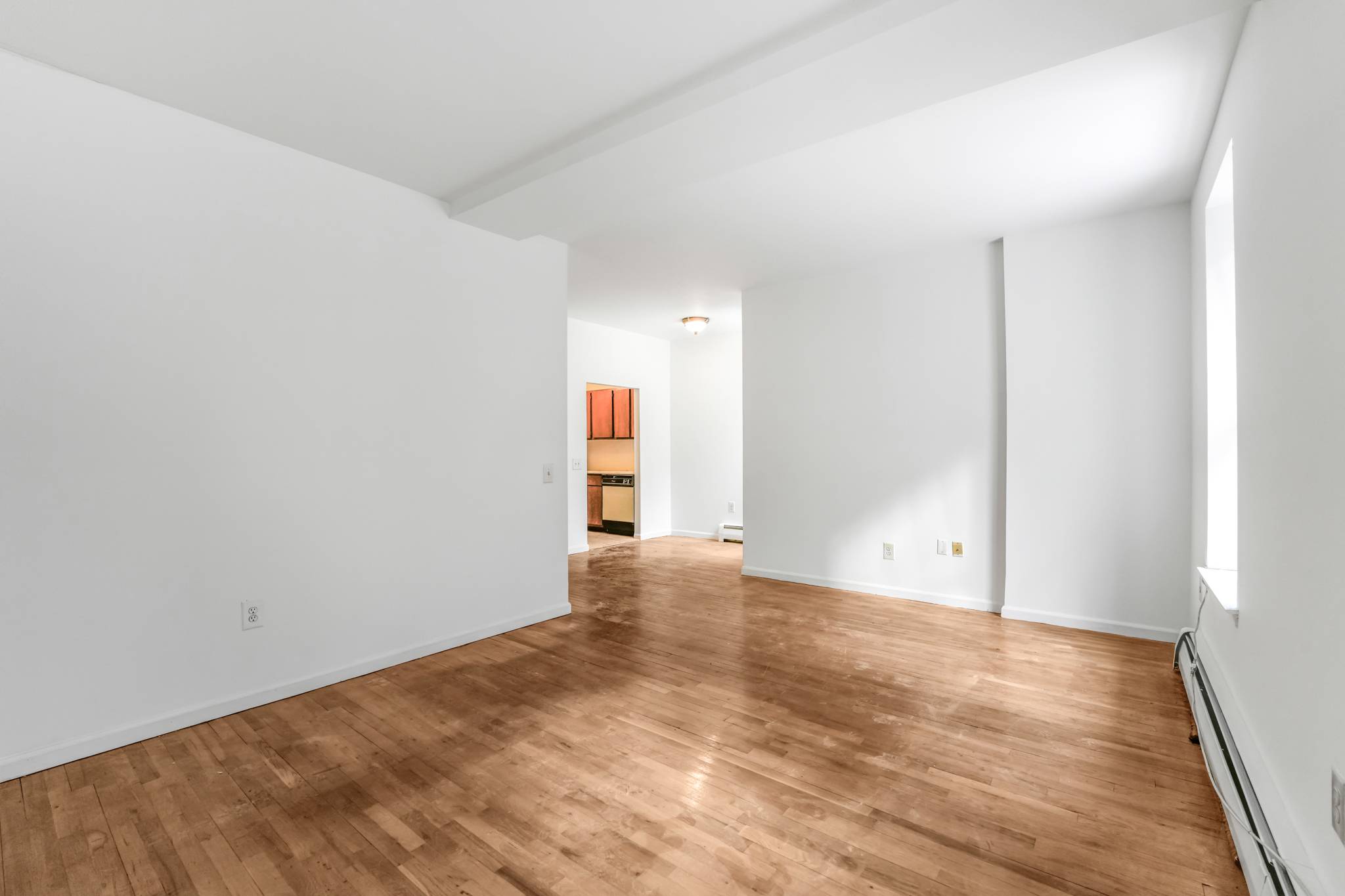 472 Bainbridge Street 1B