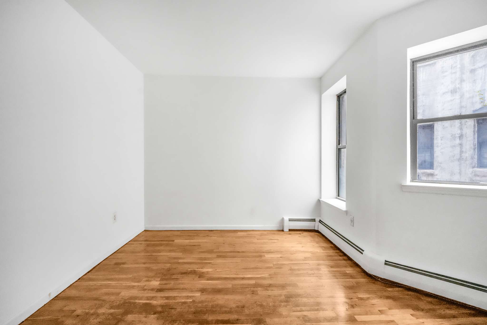 472 Bainbridge Street 1B