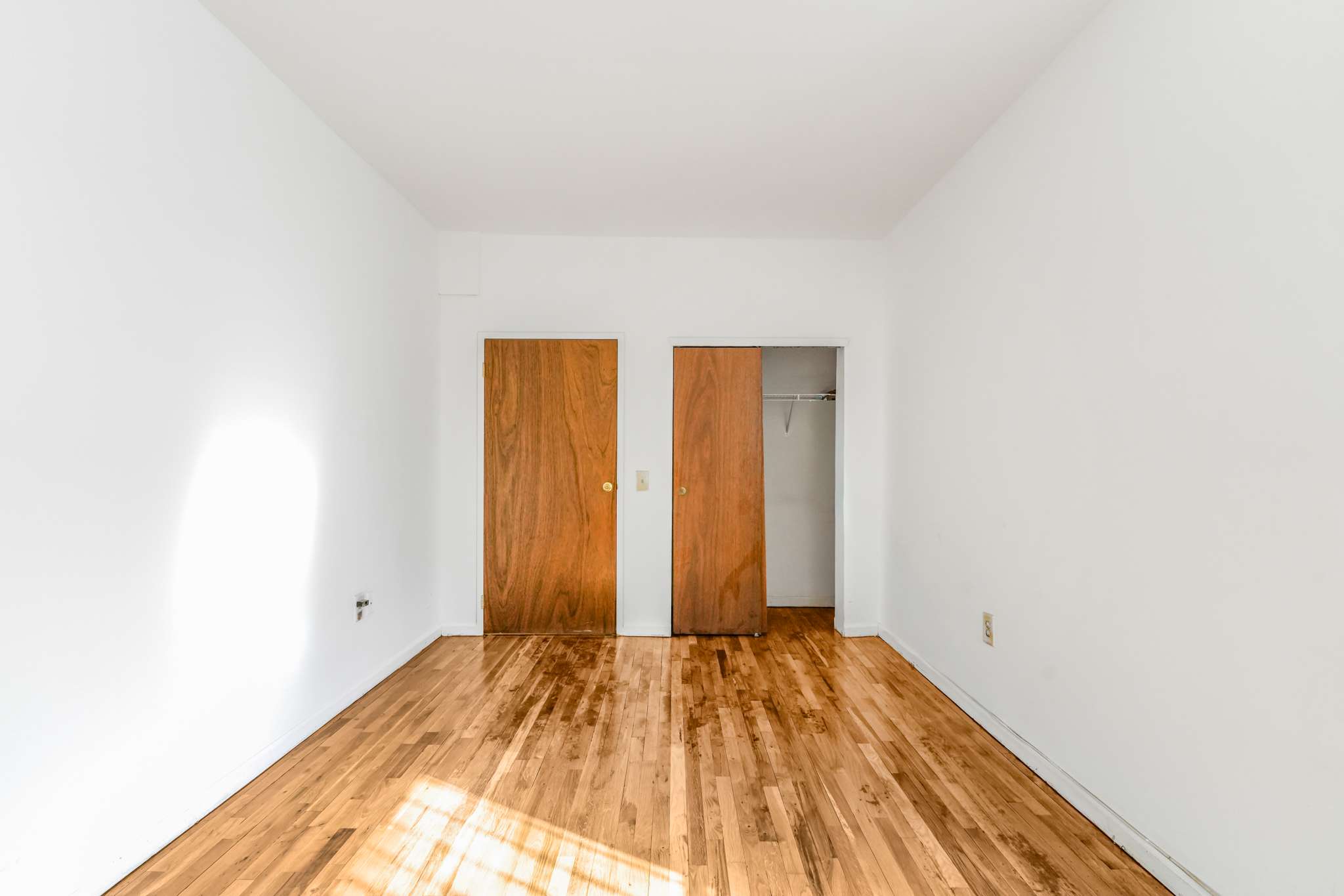 472 Bainbridge Street 1B