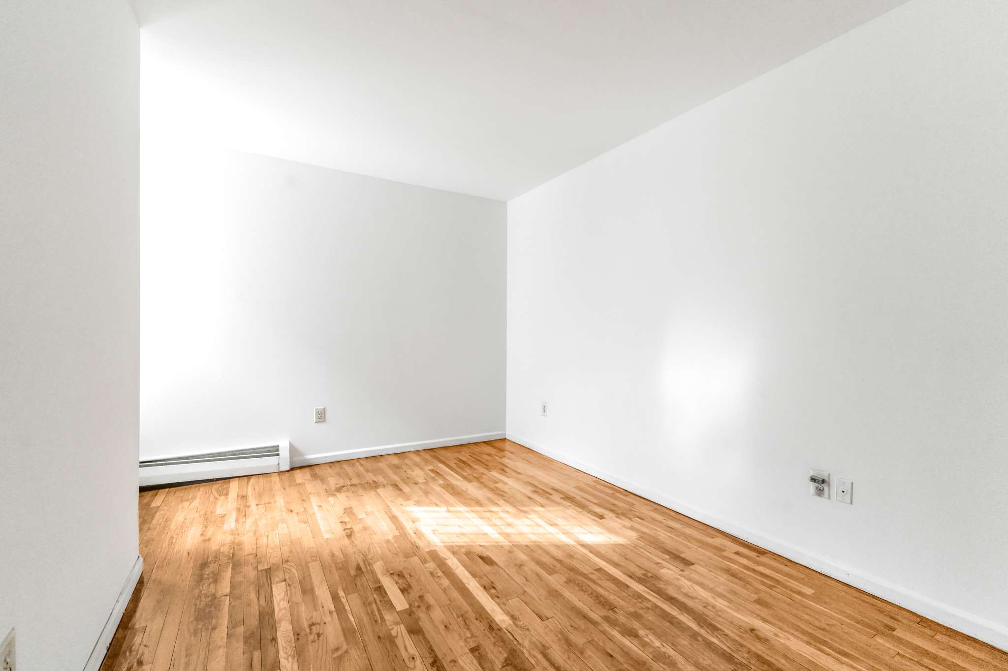 472 Bainbridge Street 1B