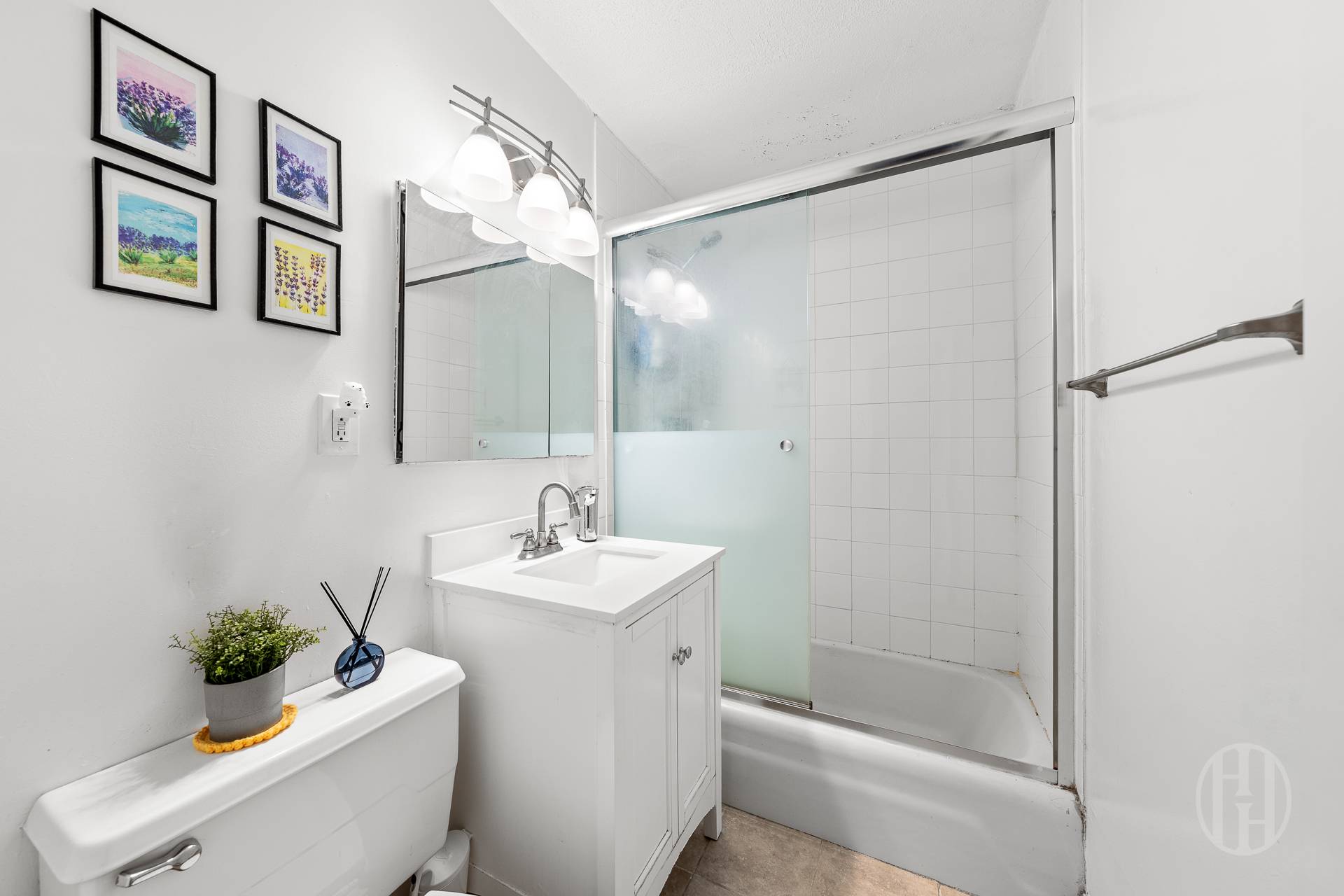 345 E 80th Street 3H