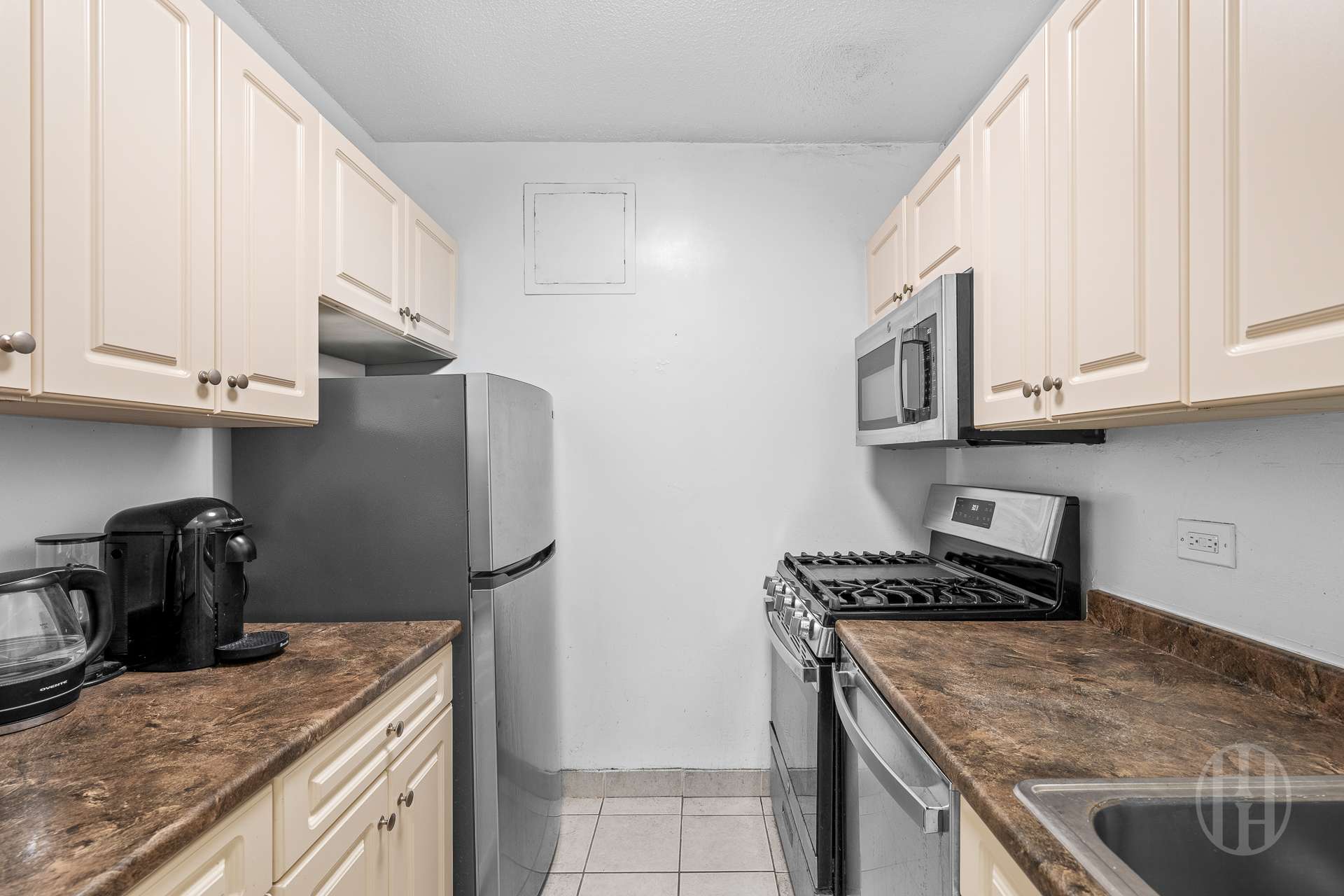 345 E 80th Street 3H