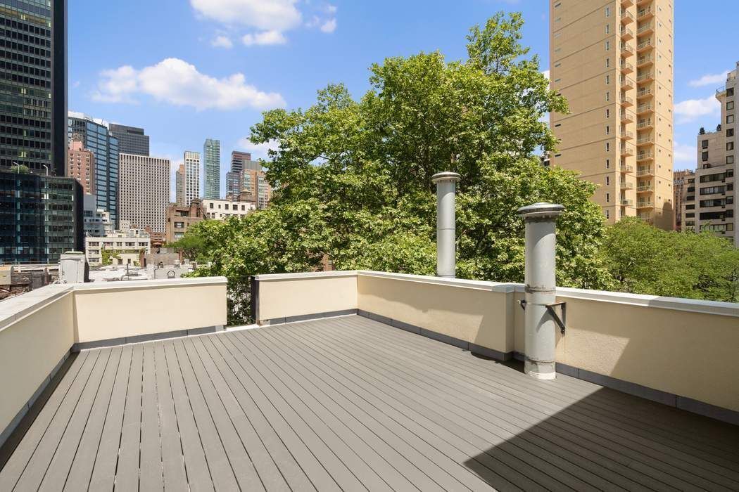 221 E 48th Street PH