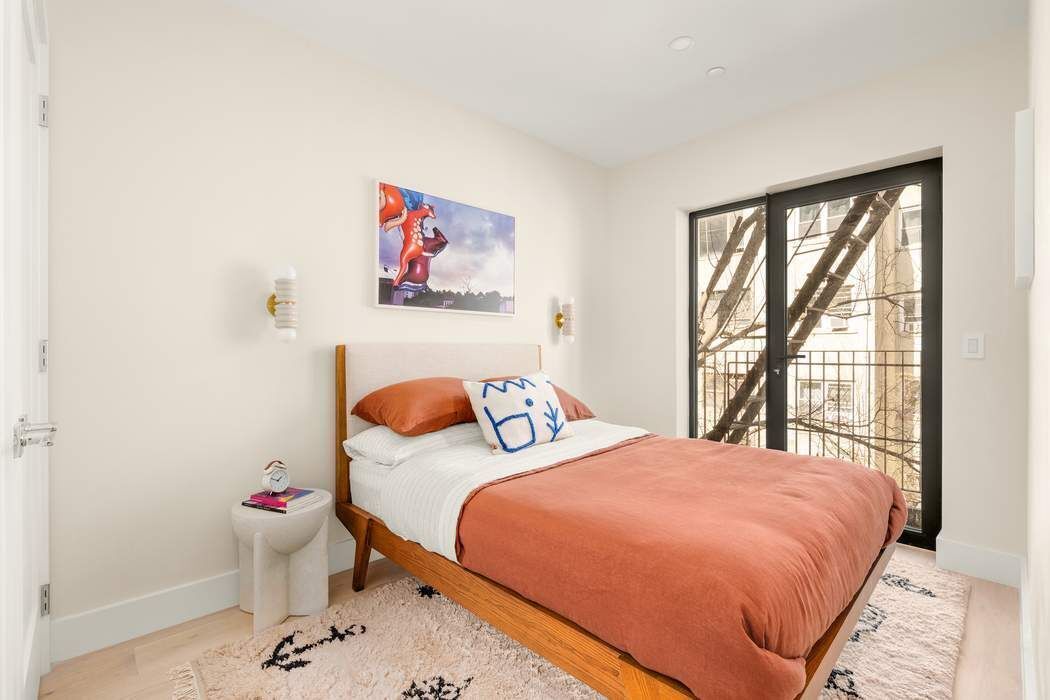 221 E 48th Street PH