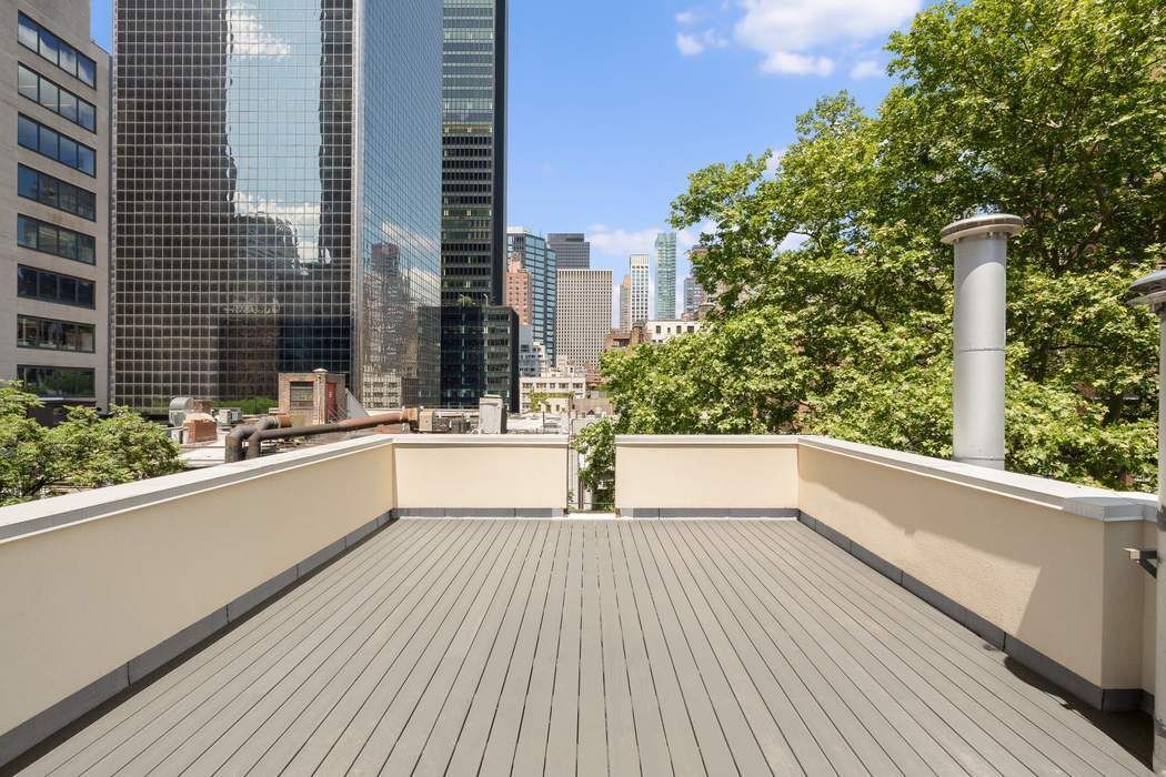 221 E 48th Street PH