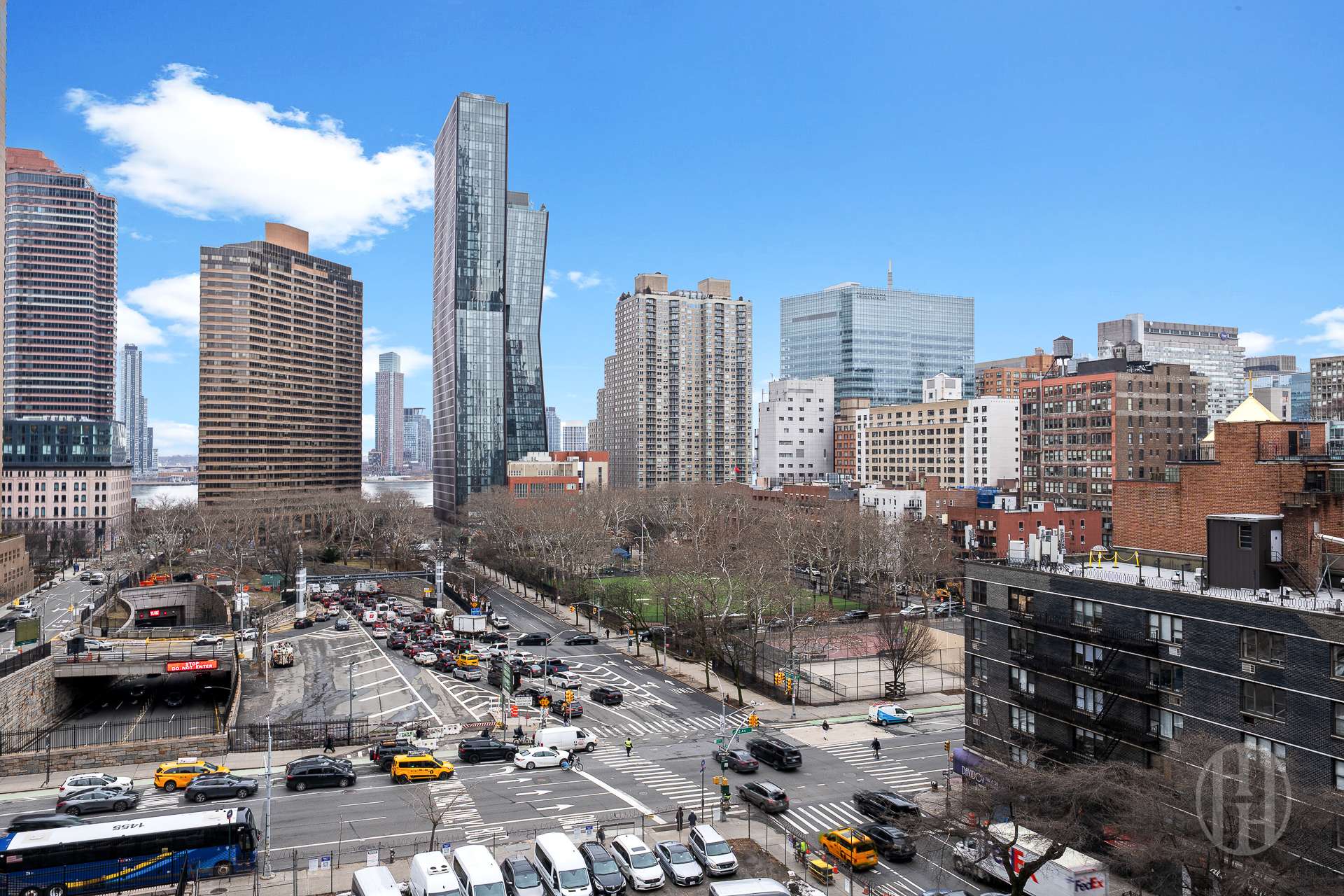 225 E 36th Street 9-E