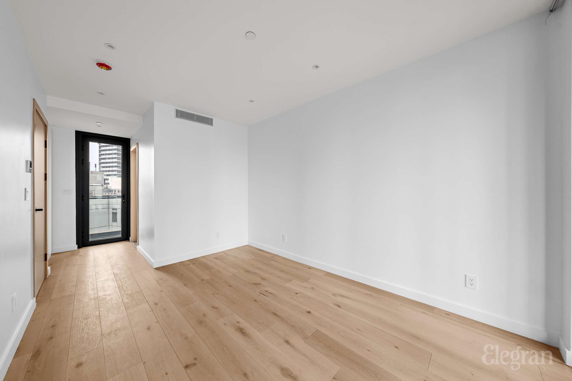 42-62 Hunter Street 11A