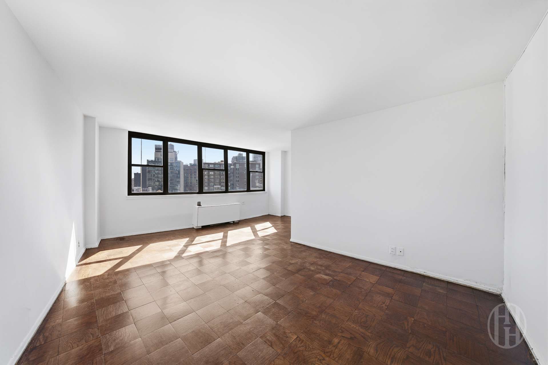 225 E 36th Street 19-D