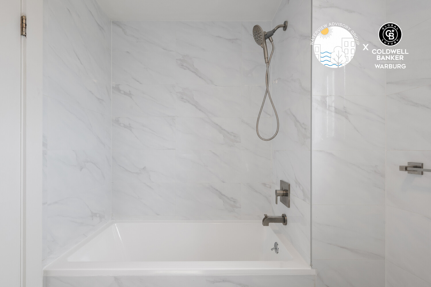 62-98 WOODHAVEN Boulevard 6N