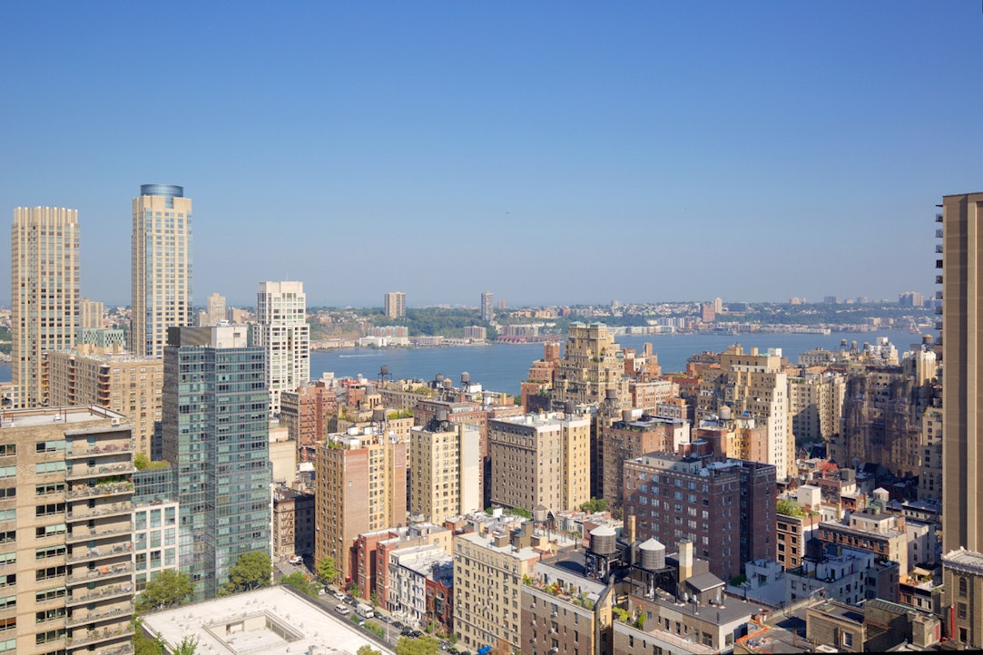 155 W 68TH Street 609