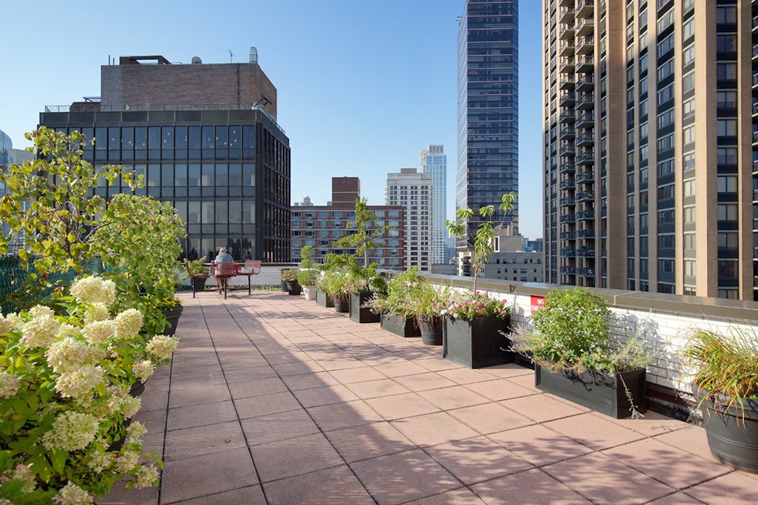 155 W 68TH Street 609