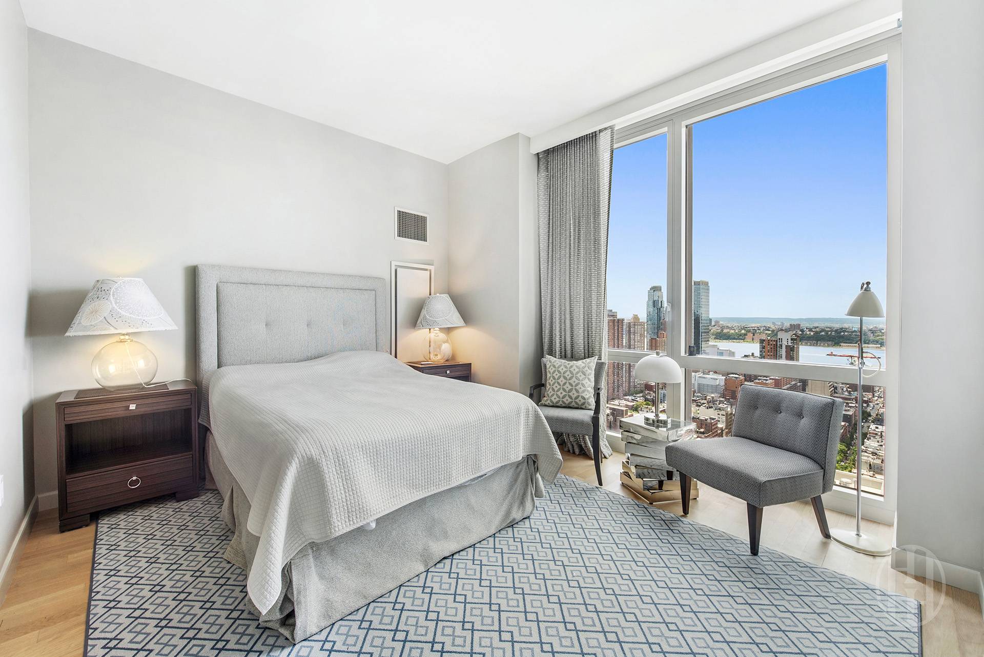 247 W 46th Street 3801