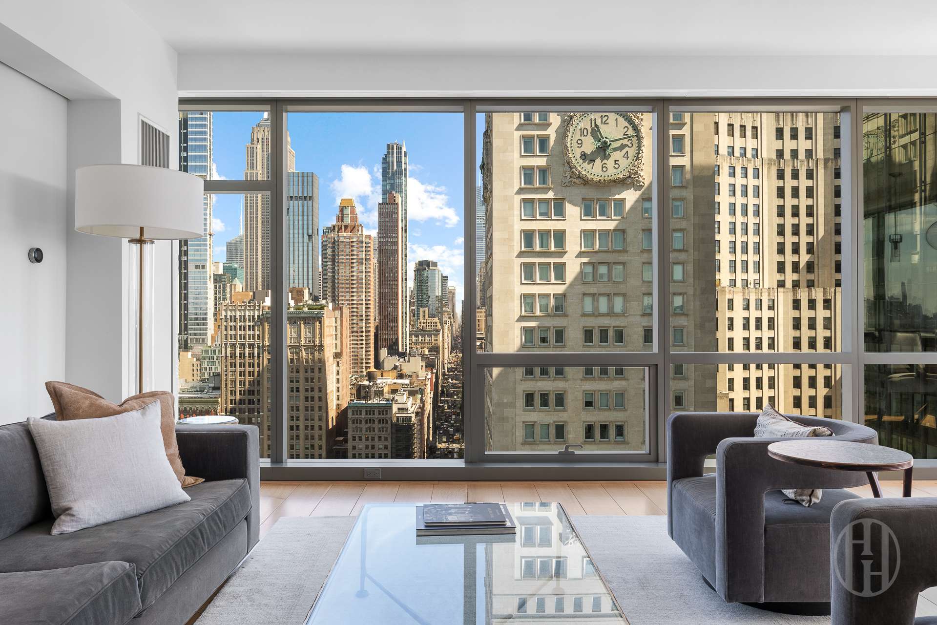 23 E 22nd Street 28B