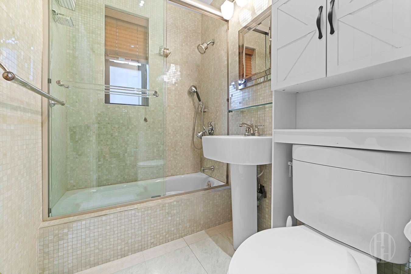 54 E 8th Street 3J