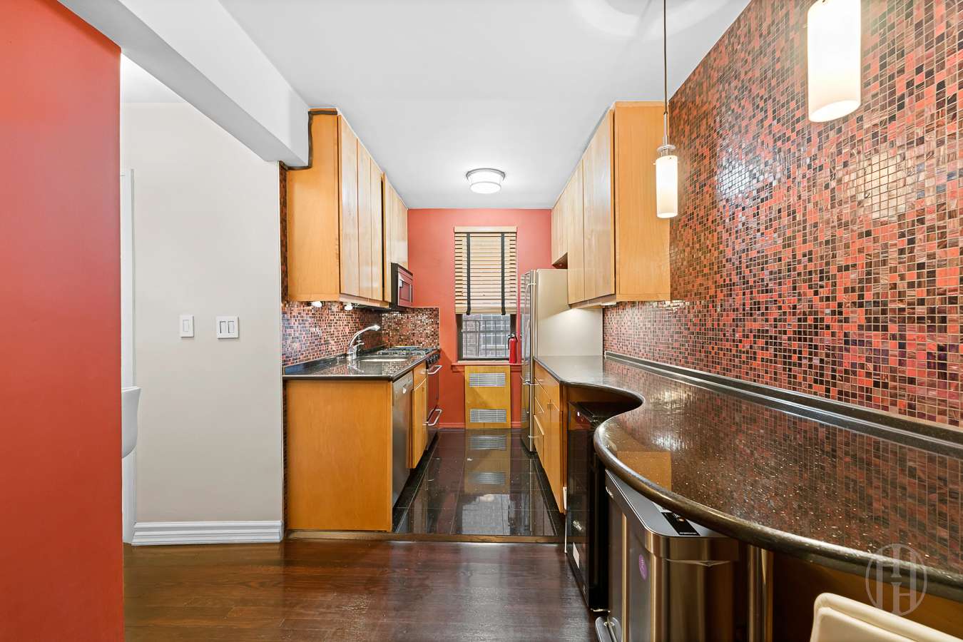 54 E 8th Street 3J