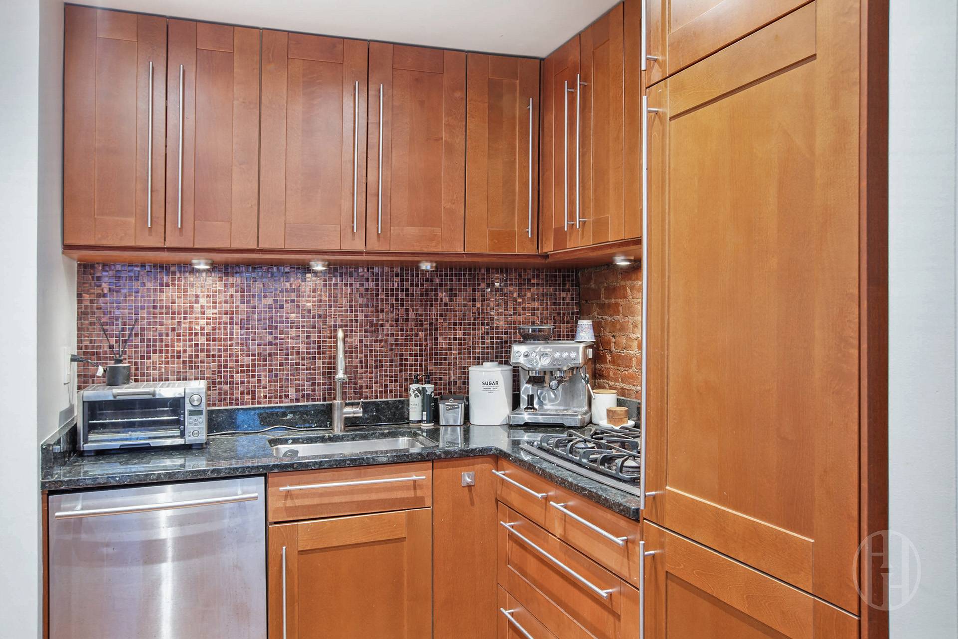 30 E 22nd Street 2B